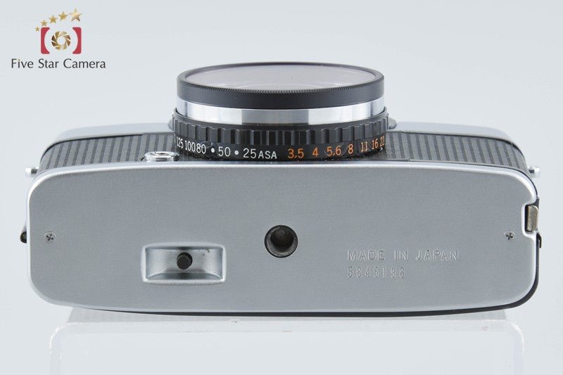 Olympus PEN EE-3 Black 35mm Half Frame Film Camera D.Zuiko 28mm f/3.5