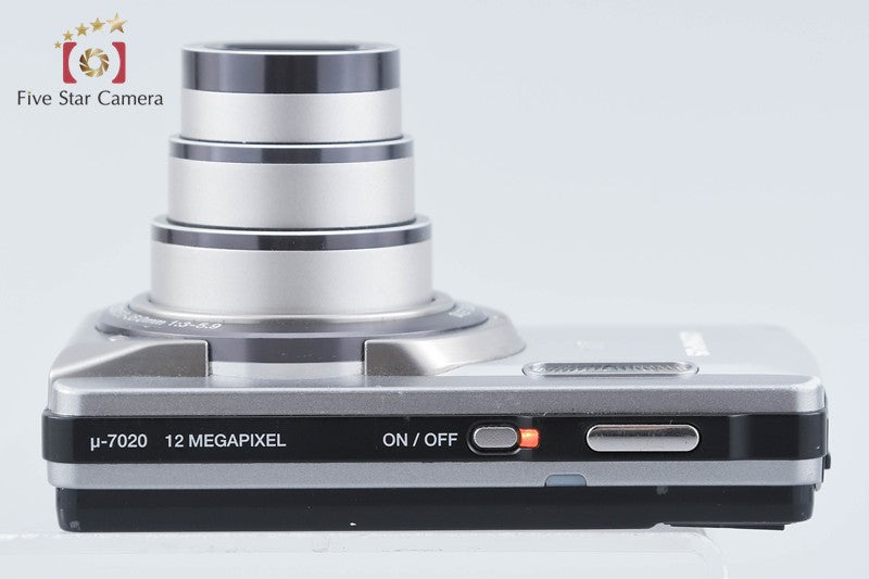 Olympus μ-7020 Silver 12.0 MP Digital Camera