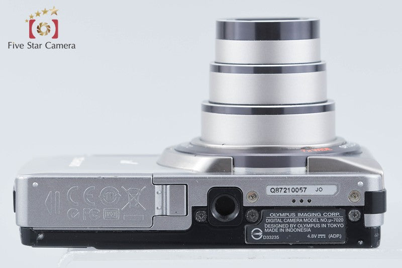 Olympus μ-7020 Silver 12.0 MP Digital Camera