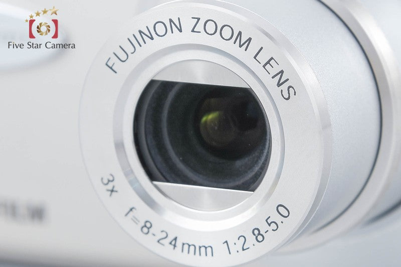 Fujifilm FINEPIX F30 6.3 MP Digital Camera