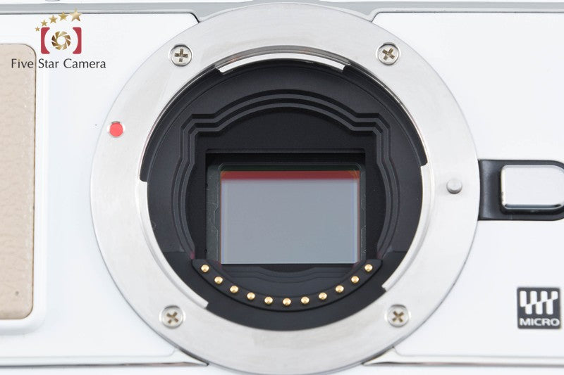 Olympus PEN Lite E-PL3 White 12.3 MP Digital Camera 14-42 Lens