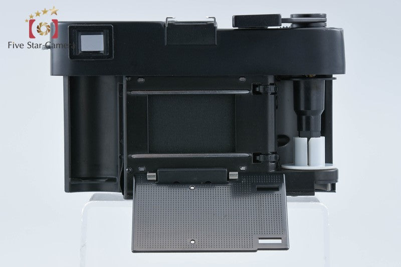 Leica CL 35mm Rangefinder Film Camera Body