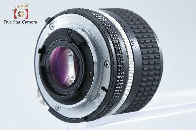 Nikon Ai-S NIKKOR 24mm f/2.8