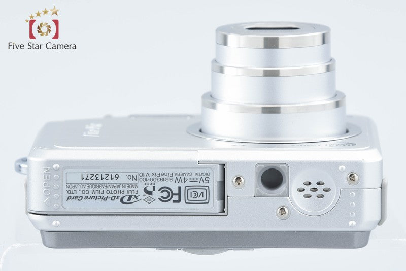 Fujifilm FinePix V10 Silver 5.1 MP Digital Camera