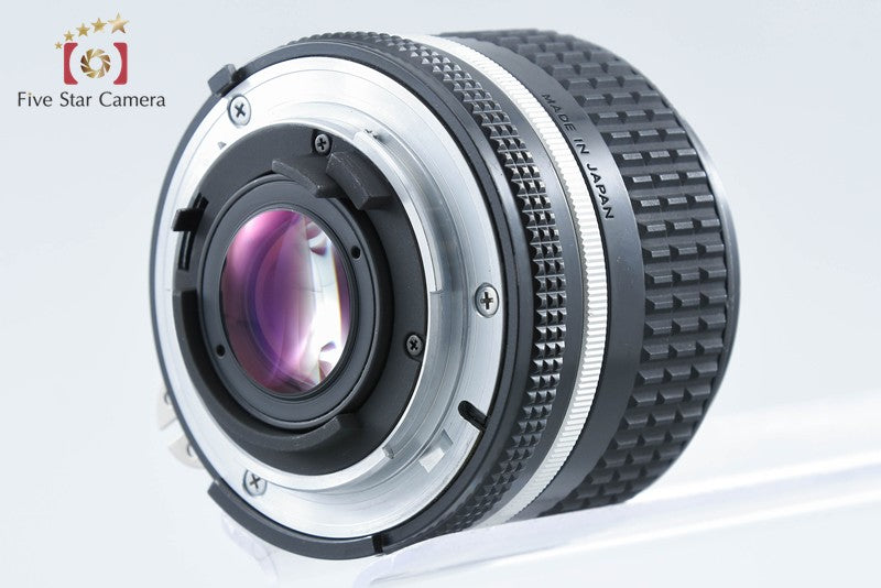 Nikon Ai-S NIKKOR 24mm f/2.8