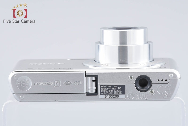 SONY Cyber-shot DSC-W530 Silver 14.1 MP Digital Camera [Japanese Language Only]