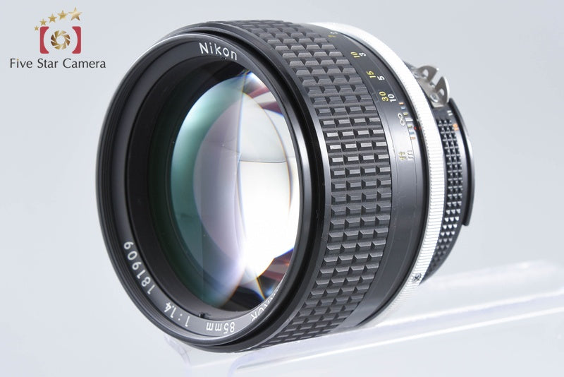 Nikon Ai-S NIKKOR 85mm f/1.4