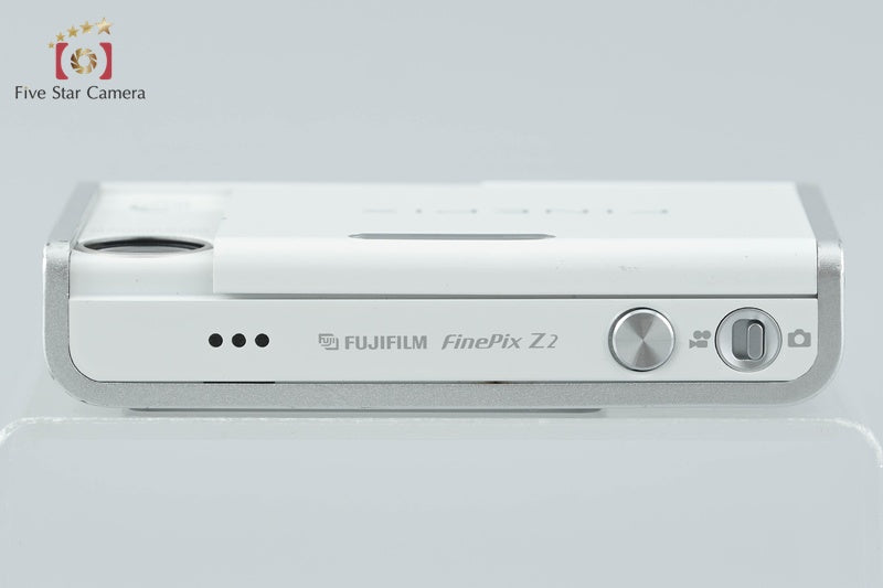 Fujifilm FinePix Z2 White 5.1 MP Digital Camera