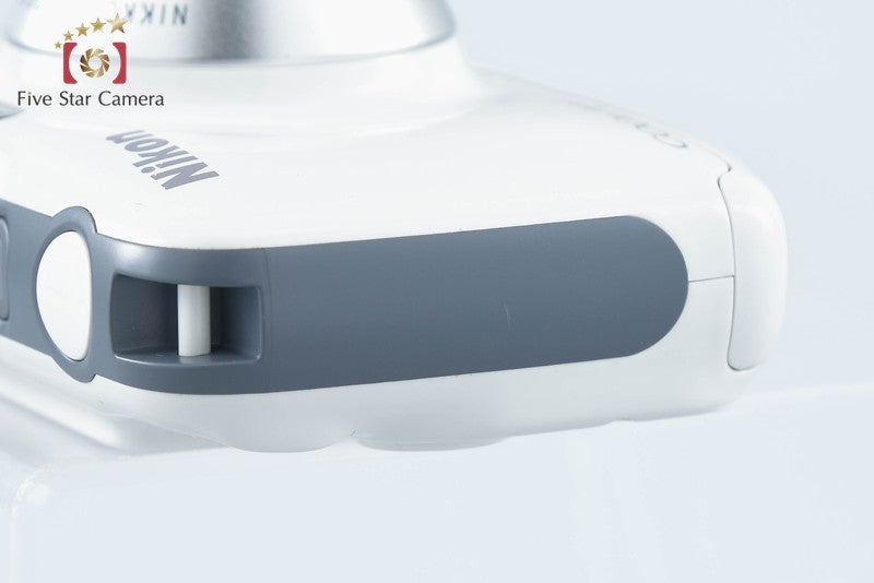 Nikon COOLPIX S32 White 13.2 MP Digital Camera