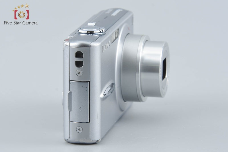Panasonic LUMIX DMC-FX30 Precious Silver 7.2 MP Digital Camera