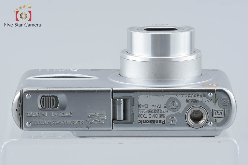 Panasonic LUMIX DMC-FX30 Precious Silver 7.2 MP Digital Camera