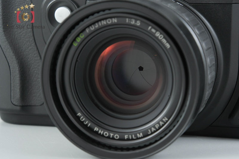 Fujifilm FUJICA GW690 III Pro 6x9 Medium Format Rangefinder Film Camera