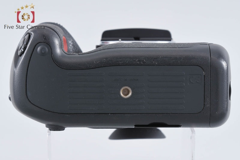 Nikon F5 35mm SLR Film Camera Body