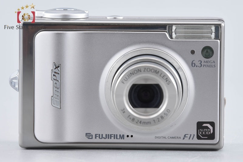 Fujifilm FINEPIX F770EXR White 16.0 MP Digital Camera