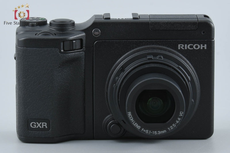 "Count 30" Ricoh GXR 10.0 MP + S10 24-72mm f/2.5-4.4 VC