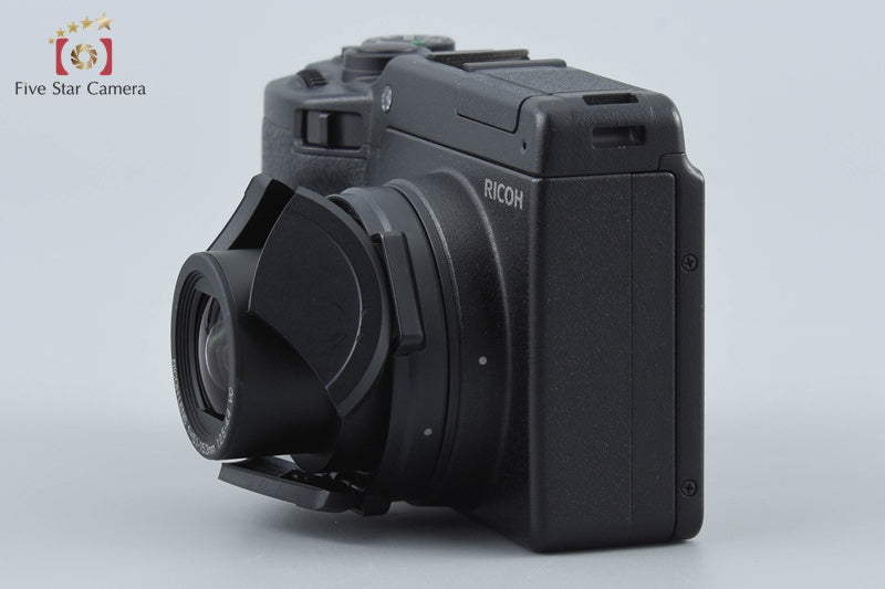 "Count 30" Ricoh GXR 10.0 MP + S10 24-72mm f/2.5-4.4 VC