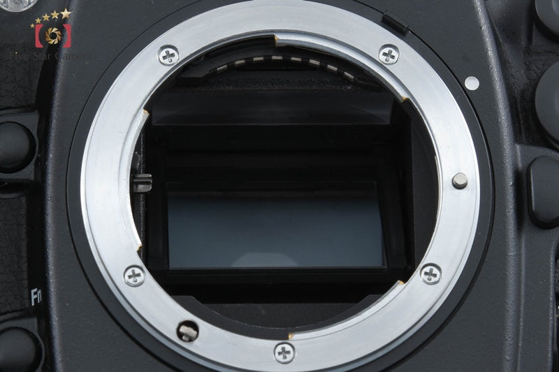 Nikon D700 12.1 MP Digtal SLR Camera Body