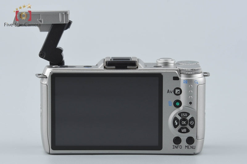 "Shutter count 1,238" PENTAX Q10 Silver 12.4 MP Digital Camera 5-15 Lens