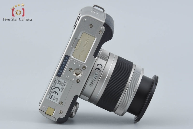 "Shutter count 1,238" PENTAX Q10 Silver 12.4 MP Digital Camera 5-15 Lens