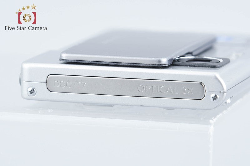 SONY Cyber-shot DSC-T7 Silver 5.1 MP Digital Camera [Japanese Language Only]