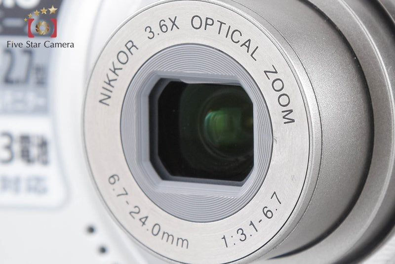 Nikon COOLPIX L19 Silver 8.0 MP Digital Camera from Japan