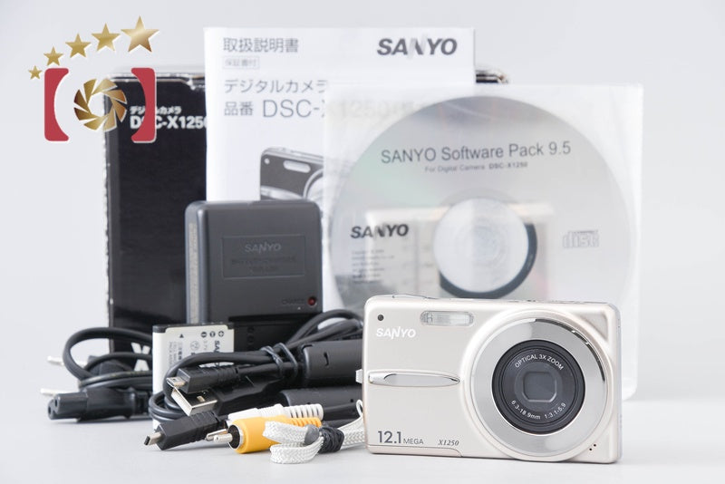 SANYO DSC-X1250 Champagne Gold 12.1 MP Digital Camera [Japanese Language Only]
