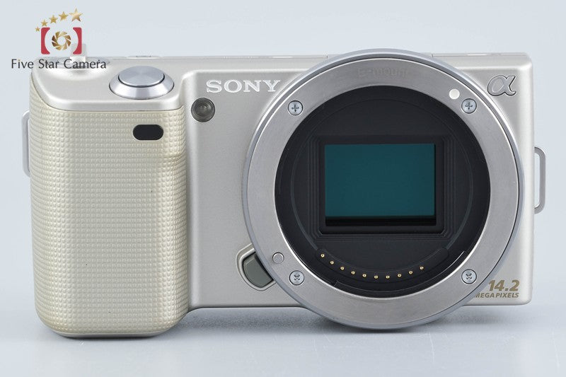 Sony α NEX-5 Gold 14.2 MP Digital Camera 18-55 Lens [Japanese Language Only]