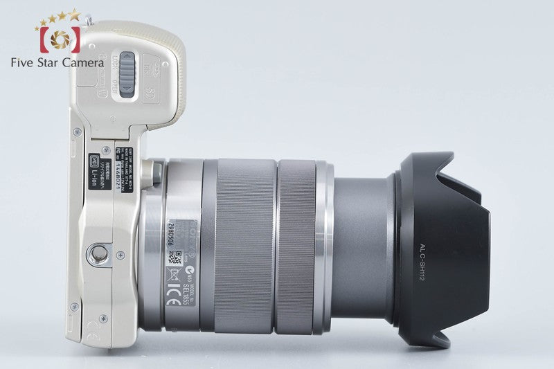 Sony α NEX-5 Gold 14.2 MP Digital Camera 18-55 Lens [Japanese Language Only]
