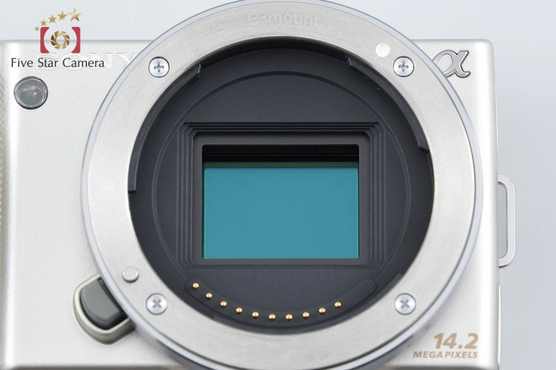 Sony α NEX-5 Gold 14.2 MP Digital Camera 18-55 Lens [Japanese Language Only]