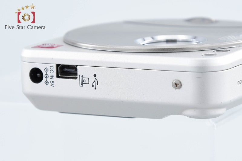 Fujifilm FinePix F402 2.1 MP Digital Camera [Japanese Language Only]