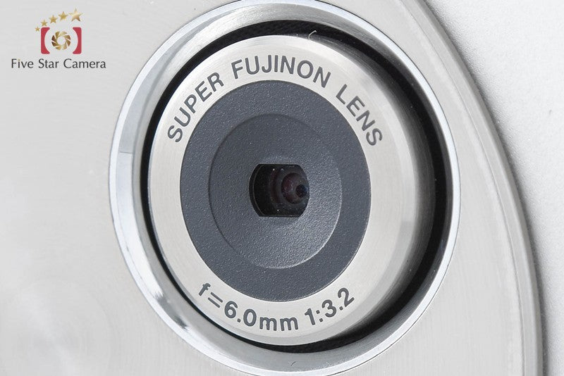 Fujifilm FinePix F402 2.1 MP Digital Camera [Japanese Language Only]