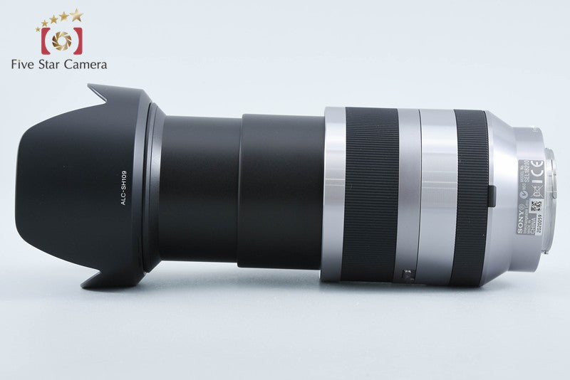 SONY E 18-200mm f/3.5-6.3 OSS SEL18200 Silver w/ Box
