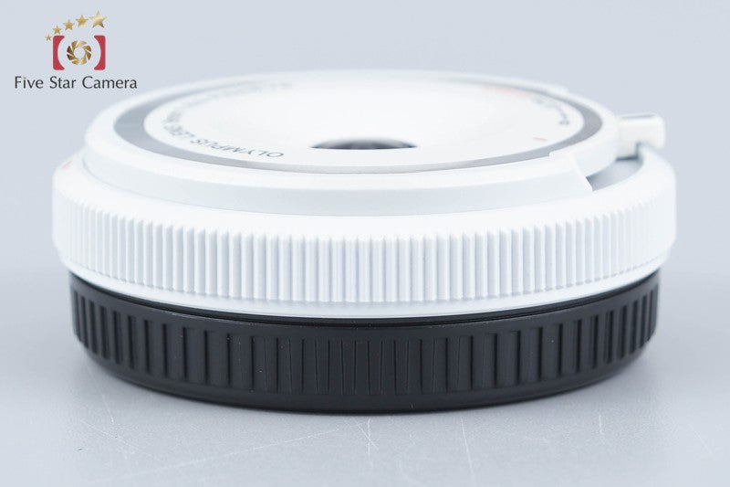 Olympus FISHEYE Body Cap Lens 9mm f/8 White BCL-0980 w/ Box