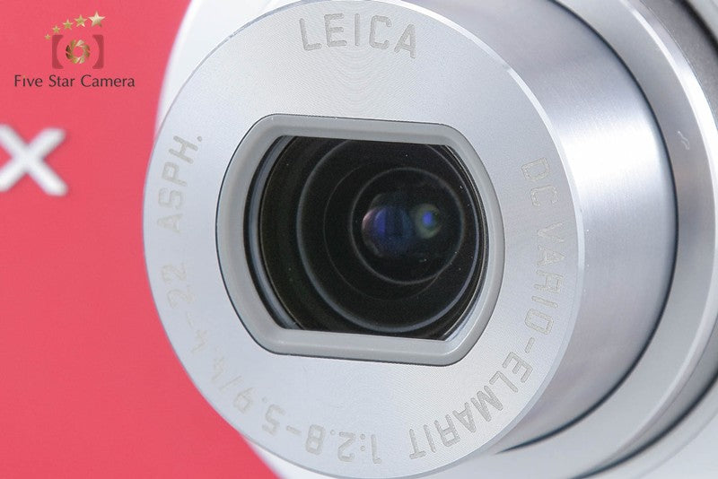 Panasonic LUMIX DMC-FX40 Red 12.1 MP Digital Camera [Japanese Language Only]