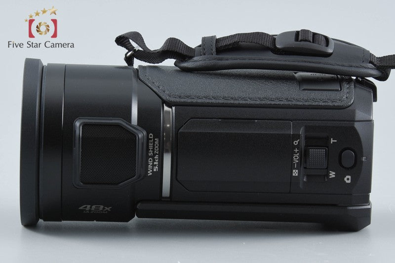 Panasonic HC-V900 Digital Hi-Vision Video Camera w/ Box