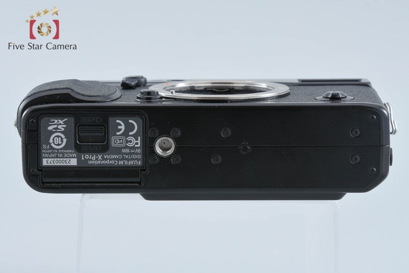 Fujifilm X-Pro1 16.3 MP Digital Mirrorless Camera Body