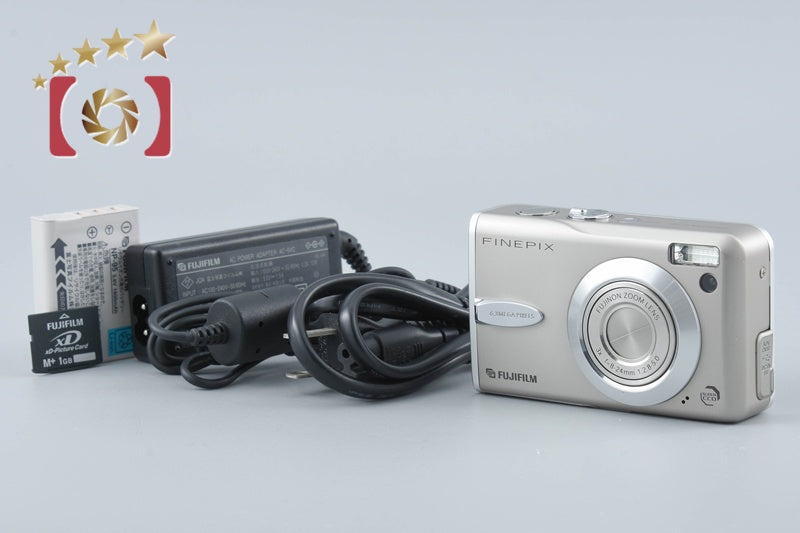 Fujifilm FINEPIX F30 6.3 MP Digital Camera from Japan