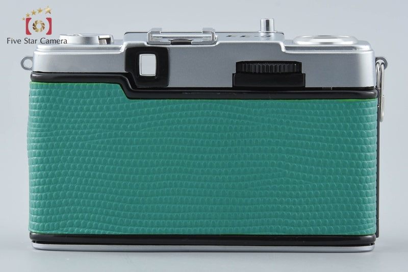 Olympus PEN EE-3 Light Green 35mm Film Camera D.Zuiko 28mm f/3.5 from Japan