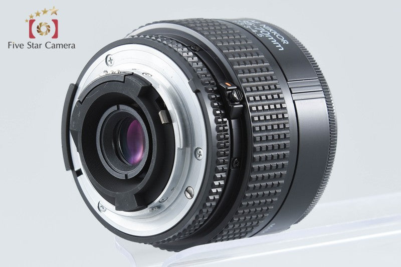 Nikon AF NIKKOR 35-70mm f/3.3-4.5 from Japan