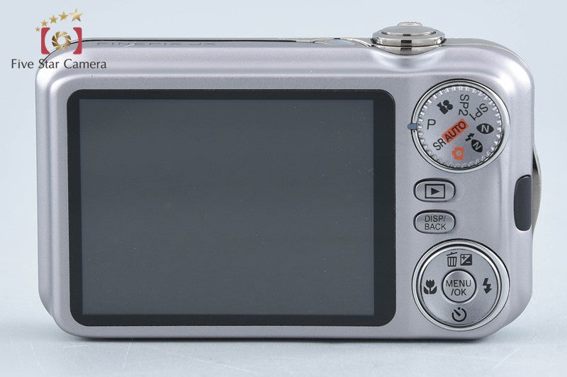 Fujifilm FinePix JX300 Silver 14.0 MP Digital Camera w/ Box from Japan
