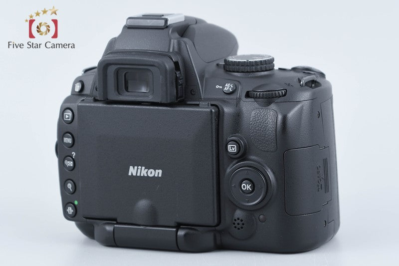 "Count 3,762" Nikon D5000 12.3 MP DSLR Camera 18-55 VR Lens from Japan