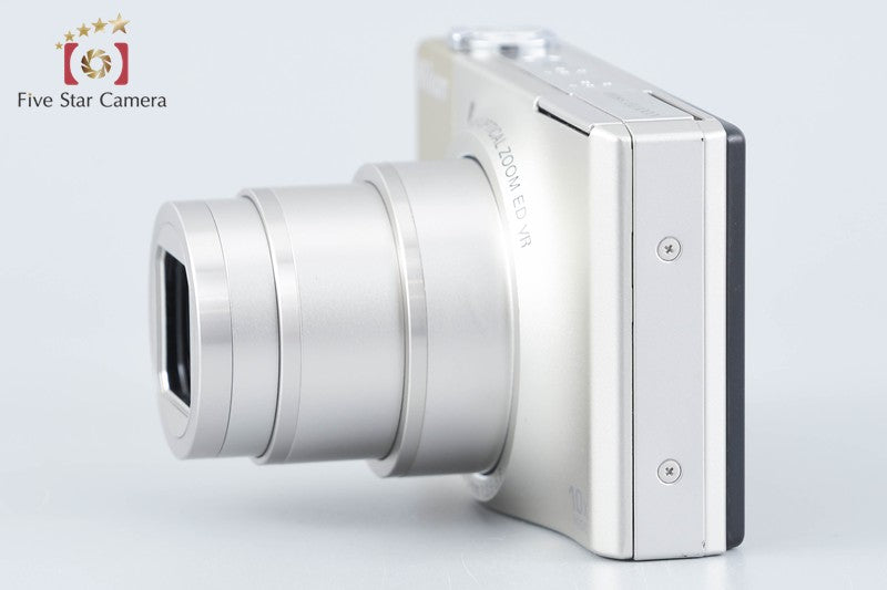 Nikon COOLPIX S8000 Champagne Silver 14.2 MP Digital Camera from Japan