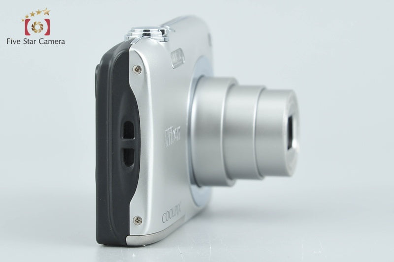 Nikon COOLPIX A100 Silver 20.0 MP Digital Camera from Japan