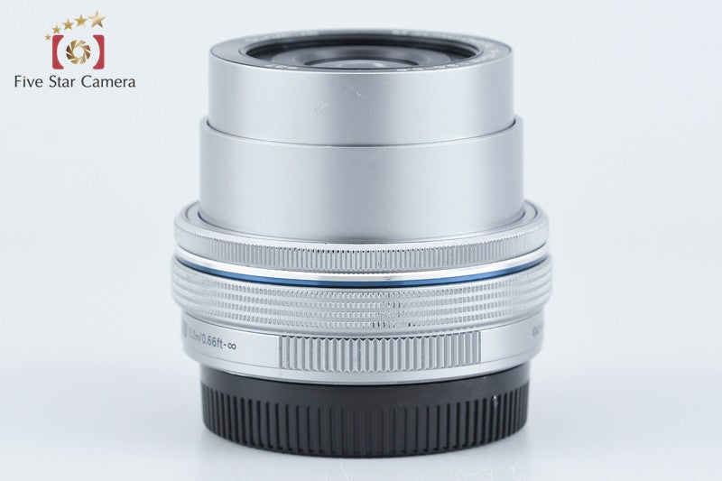 OLYMPUS M.ZUIKO DIGITAL ED 14-42mm f/3.5-5.6 EZ Silver from Japan