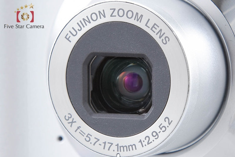 Fujifilm FinePix AV130 Silver 12.2 MP Digital Camera from Japan