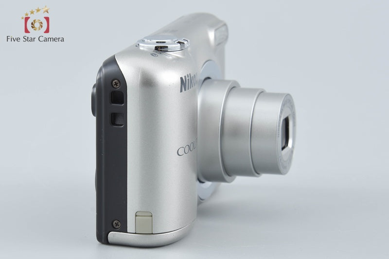Nikon COOLPIX A10 Silver 16.2 MP Digital Camera from Japan