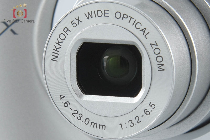 Nikon COOLPIX A10 Silver 16.2 MP Digital Camera from Japan