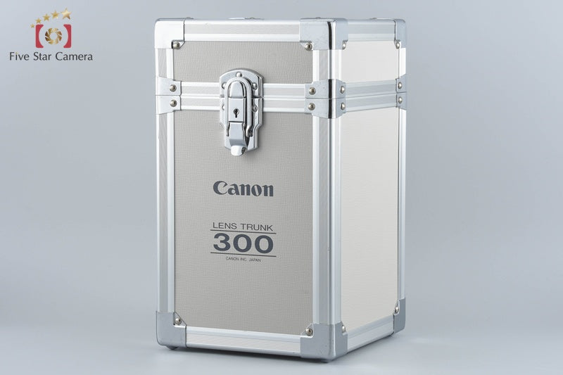 Canon EF 300mm f/2.8 L USM w/ Case from Japan