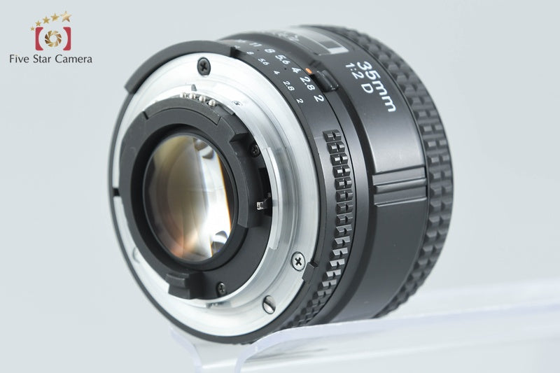 Nikon AF NIKKOR 35mm f/2 D from Japan