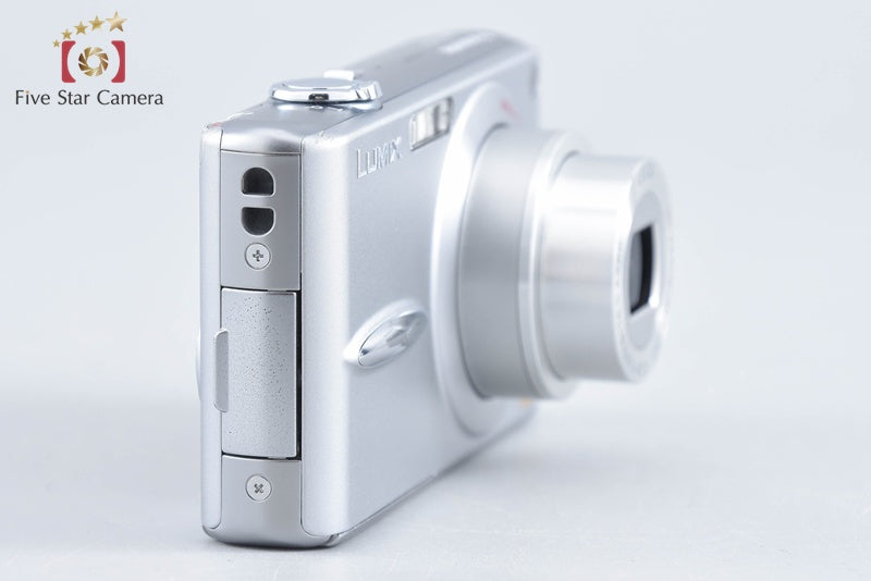 Panasonic LUMIX DMC-FX30 Precious Silver 7.2 MP Digital Camera w/ Box from Japan